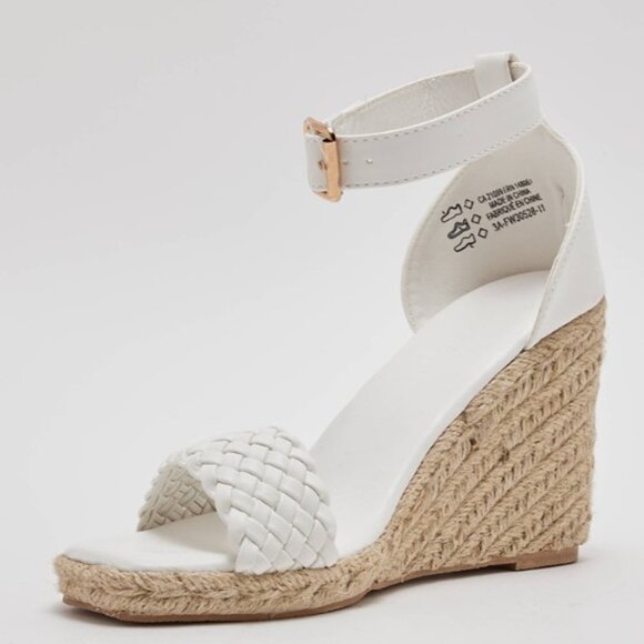Ardene White wedge straw heeled sandal with braided ankle strap, EUC, sz 9 - Picture 2 of 11